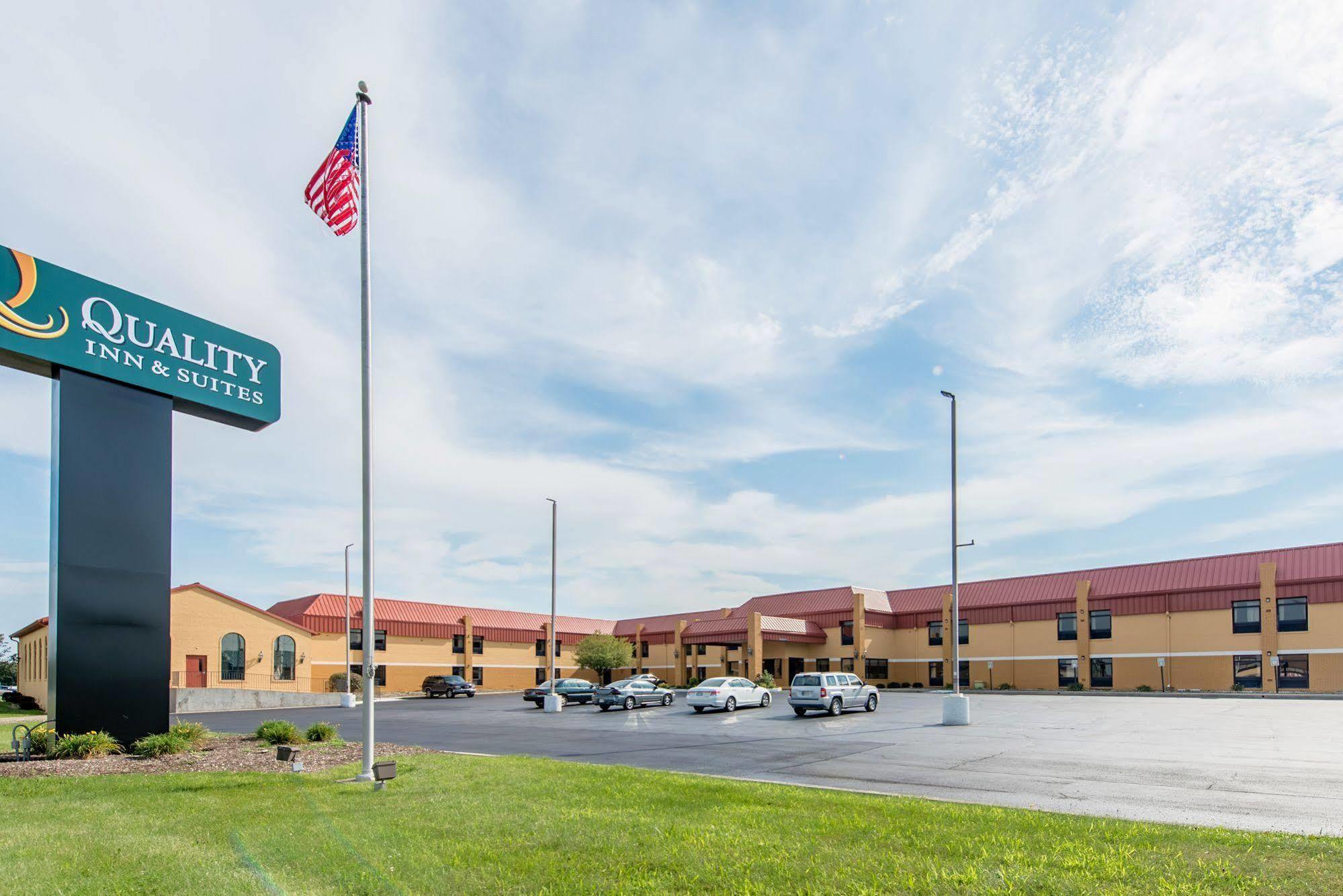 Cardinal Inn & Suites Muncie Extérieur photo